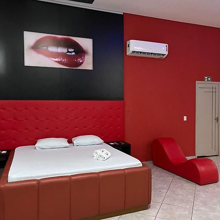 Fetiche Motel Presidente Medici  Екстер'єр фото